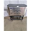 Image 1 : Tommy Bahama Cooler on Wheels