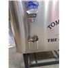 Image 3 : Tommy Bahama Cooler on Wheels