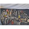 Image 1 : Assorted Tools