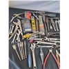 Image 2 : Assorted Tools