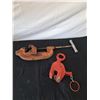 Image 1 : 1 Ton Vertical Plate Clamp & Ridgid Pipe Cutter