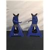 Image 1 : 2 Michelin 3 1/2 Ton (7,000 lbs) Ratchet Locking Jack Stands