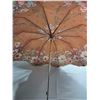Image 2 : Vintage Parasol