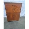 Image 1 : Wooden Cabinet