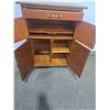 Image 3 : Wooden Cabinet