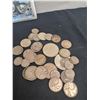 Image 3 : Assorted Canadian Currency & Keychain