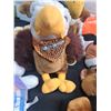Image 2 : Variety Of Stuffed Animals