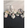 Image 3 : Assorted Floral Decor