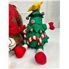 Image 2 : Toy and stuffed animal assortment