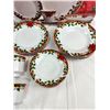Image 2 : Poinsettia dish set