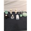 Image 2 : Vintage perfume and vanity items