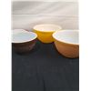 Image 2 : Assorted serving bowls