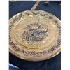 Image 10 : Brass and brass like decor