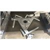 Image 2 : CUSTOM ALUMINUM COMMERCIAL PRODUCTION CAMERA RISER MOUNT