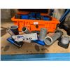 Image 3 : ASSORTED COMMERCIAL PRODUCTION ALUMINUM COMBINATION CLAMPS WITH ORANGE HARD TRANSPORT CASE