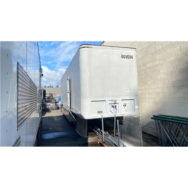 1977 FRUEHAUF 40FT TANDEM TRAILER, GREY, VIN DXY820502,