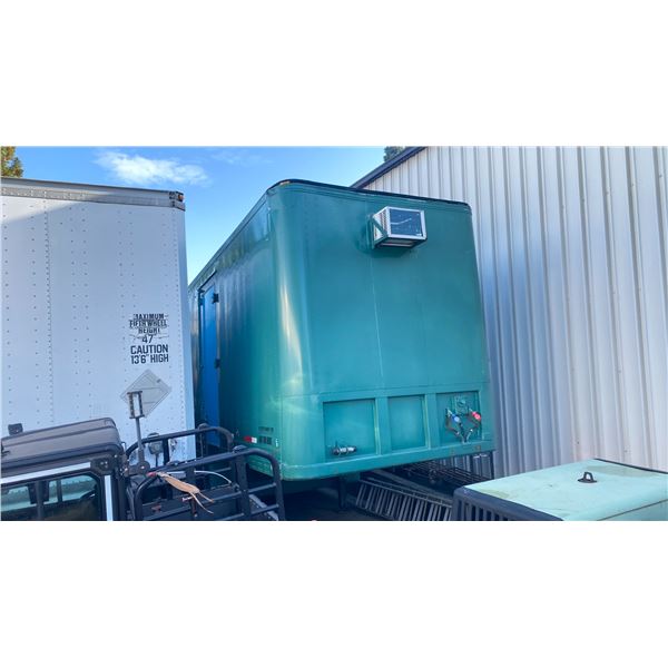 1987 FREUHAUF 48FT TANDEM TRAILER, GREEN, VIN # 2H8V04820HS066638