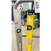 Image 2 : PNEUMATIC 2 WHEEL HAND TRUCK WITH 2 LARGE SIZED INDUSTRIAL BUBBLE LEVELS