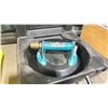 Image 3 : 1 POWER-GRIP COMMERCIAL SUCTION CUPS IN HARD TRANSPORT CASE & BLUE COMMERCIAL SUCTION CUP IN HARD