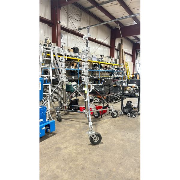 AVENGER B150 COMMERCIAL PRODUCTION 21' REACH 70KG CAPACITY PNEUMATIC TIRE BRAKED STRATO SAFE STAND