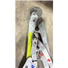 Image 2 : 3 ASSORTED SIZED FELCO HEAVY DUTY ROPE CUTTING TOOLS