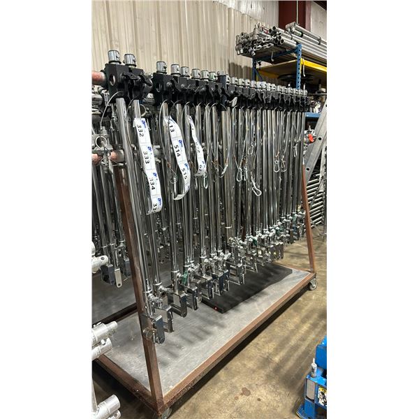 5 COMMERCIAL PRODUCTION AVENGER EXTENDABLE LIGHTING HI-LOW BARS / SADDLE STYLE