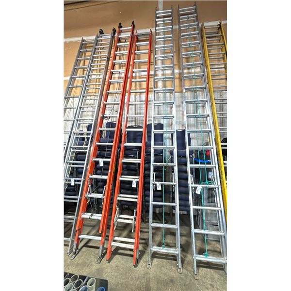 ALLRIGHT 32' PORTABLE ALUMINUM RUNG EXTENSION LADDER WITH A 225LB CAPACITY