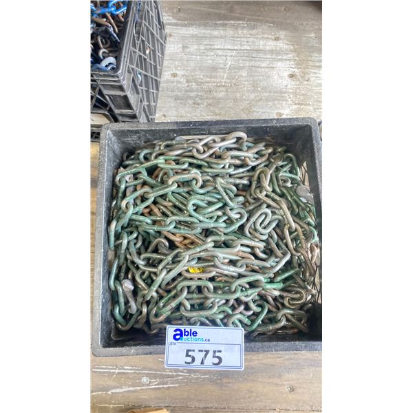 CRATE OF 3' LENGTHS OF 2" CHAIN LINKS *CRATE INCLUDED*