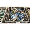 Image 2 : PLASTIC CRATE OF 3202 PONY CLAMPS *CRATE INCLUDED*