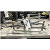 Image 2 : 3 MATTHEWS / AMERICAN COMMERCIAL PRODUCTION TROMBONE STANDS