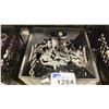 Image 2 : PLASTIC CRATE OF 90 DEGREE BURTON CLAMPS *CRATE INCLUDED*