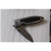 Image 6 : (9) CO2 Cartridges (New in Box), Camouflage Hunting Storage Bag, Folding Knife