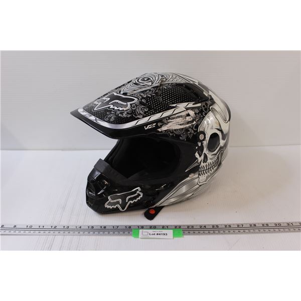 Fox Motorcycle Helmet - Size Medium