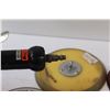 Image 3 : Power Fist Air Orbital Sander & (4) Sanding Pads (Hook In Loop & Stick It)