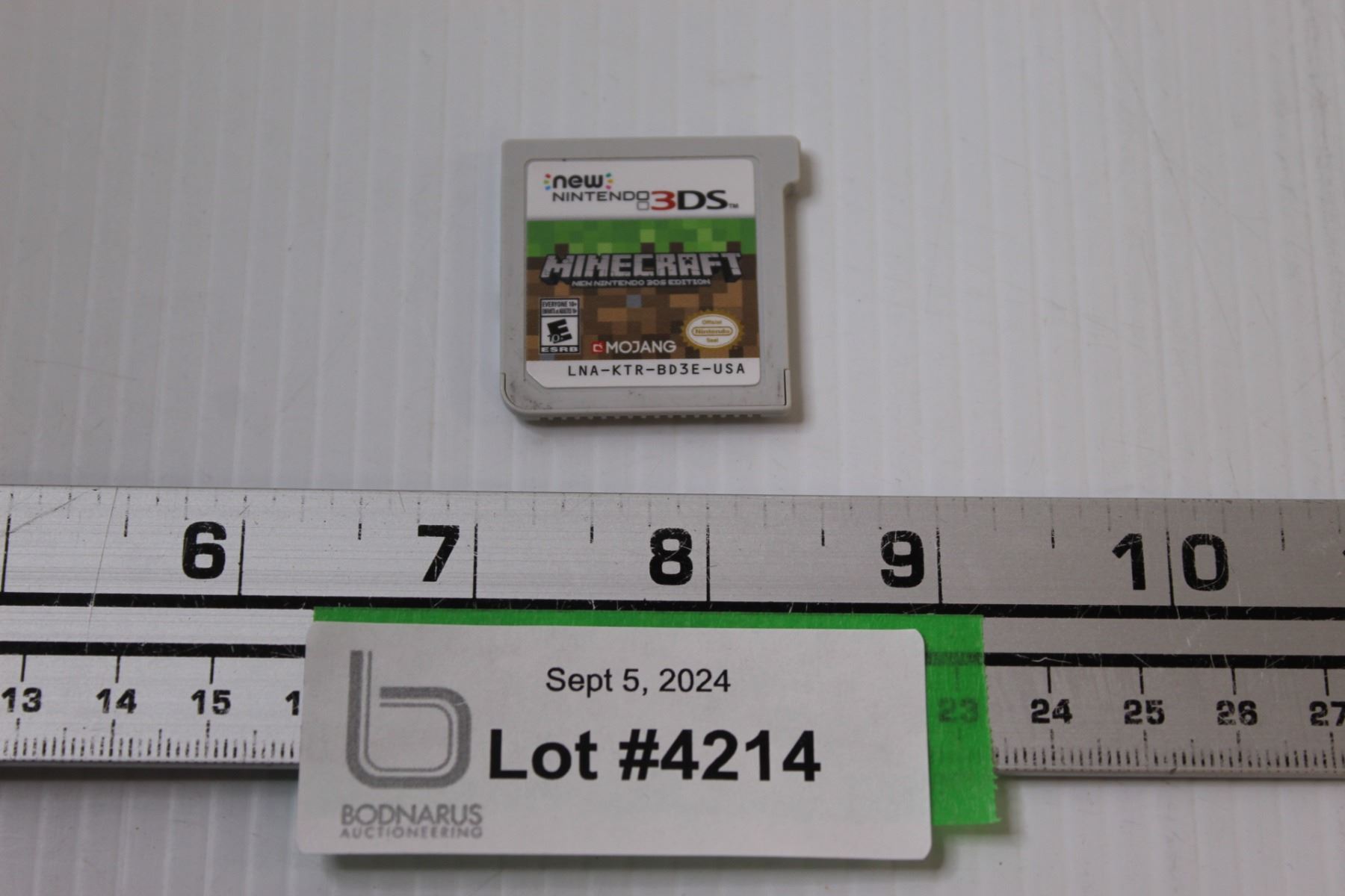 Minecraft 3ds Shell Nintendo 3DS Minecraft Video Game - Bodnarus Auctioneering