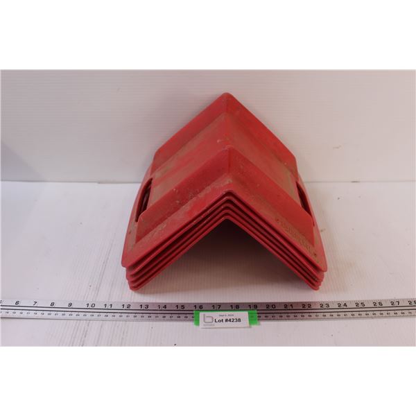 (5) VeeBoards - Cargo Protectors for Semi's Loads