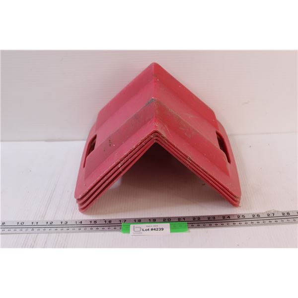 (4) VeeBoards - Cargo Protectors for Semi's Loads