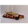 Image 7 : Model Scale - Kenworth Semi & Challenger Sailboat on trailer - Plastic