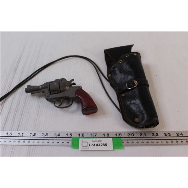 Leather Gun Holster & Crescent Toys Revolver Toy Gun