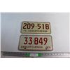 Image 1 : (2) 1971 & 1975 Saskatchewan License Plates