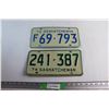 Image 1 : (2) 1972 & 1974 Saskatchewan License Plates