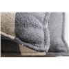 Image 3 : (2) Pillows 24'' x 14''