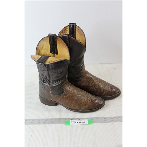 Pair of Amazonas Cowboy Boots Approximately Size 9-10