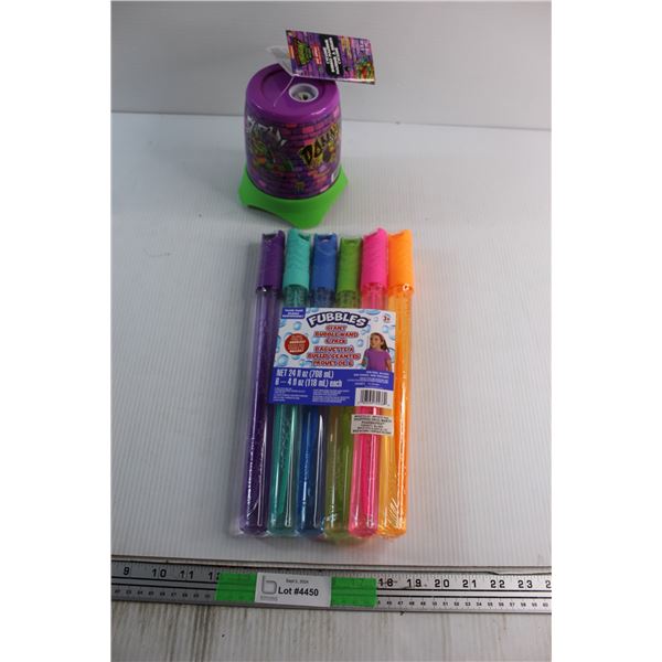 Giant Bubble Wand 6 Pack and Cyclone Bubble Machine - New