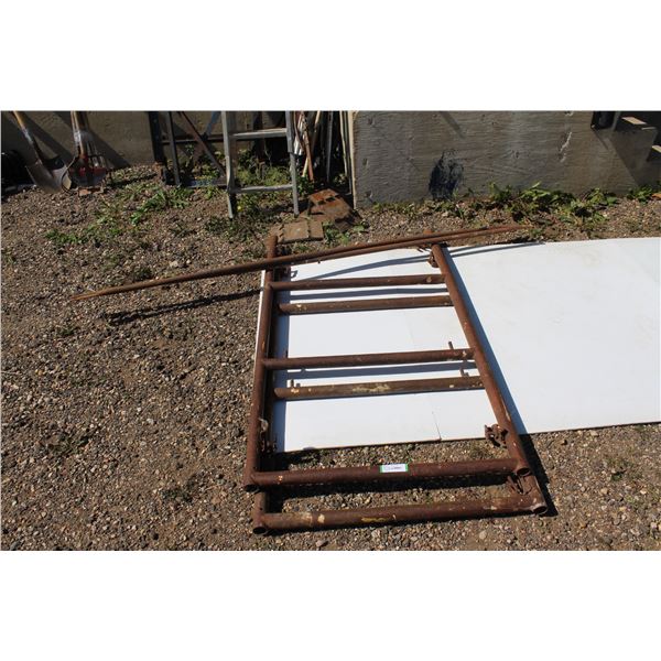 ** Scaffold (2) Ends - 59" x 32" & (1) Brackets (Damaged) - 86" Long Folded