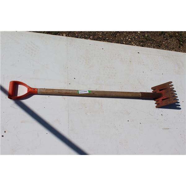 ** Shingle Remover Shovel