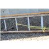 Image 2 : ** Wooden Extendable Ladder - 24FT , as is