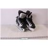 Image 1 : Pair of CCM Hockey Skates - Size 2