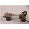 Image 3 : Vintage Roller Skates - W.H. Dunne - Toronto and CCM Universal Skate Guards New