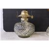 Image 2 : (2) Kerosene Lamps w/ (1) Chimney